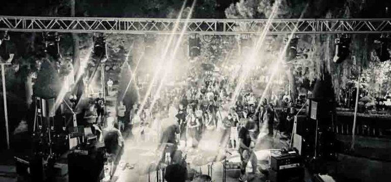 Diesel-Cindy-Garage-Rock