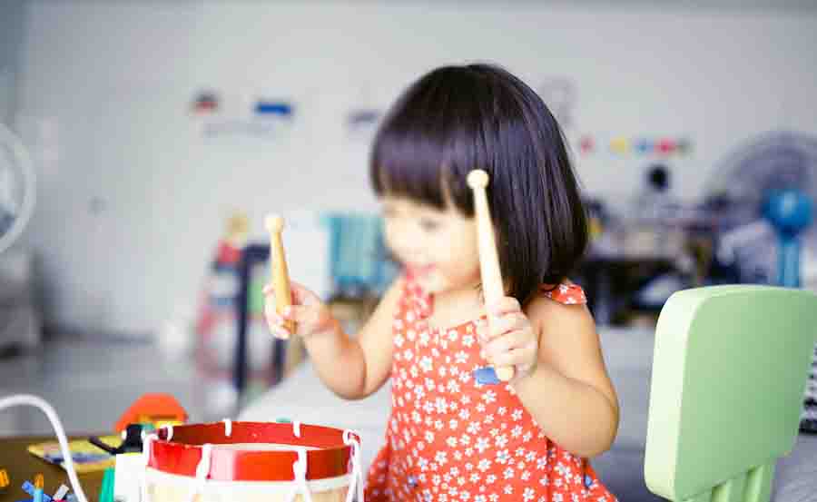 Kindergarten children in music